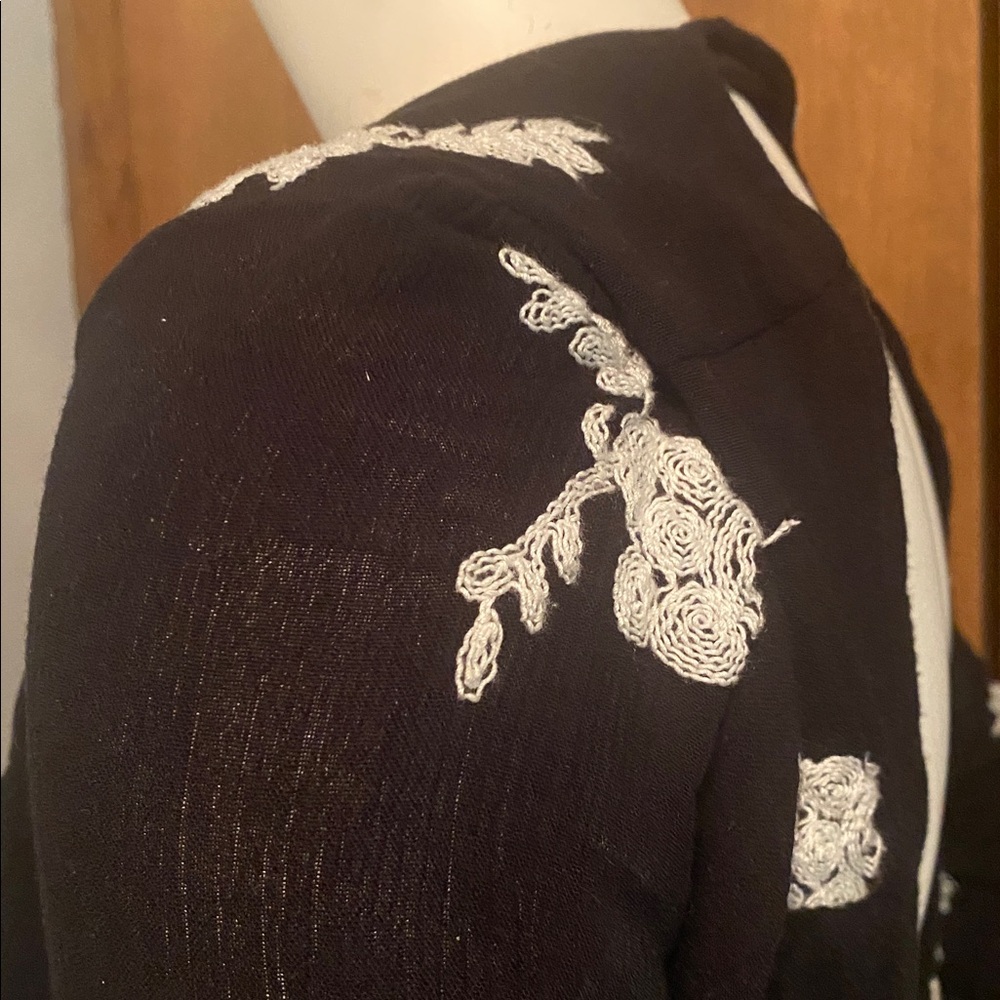 Cover-up - Picture 8 of 13